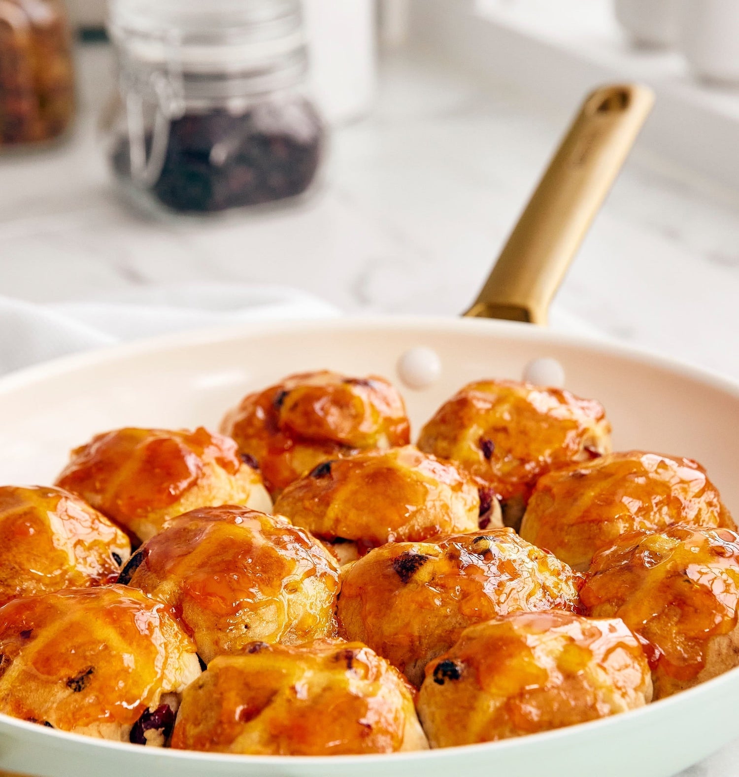 skillet-hot-cross-buns