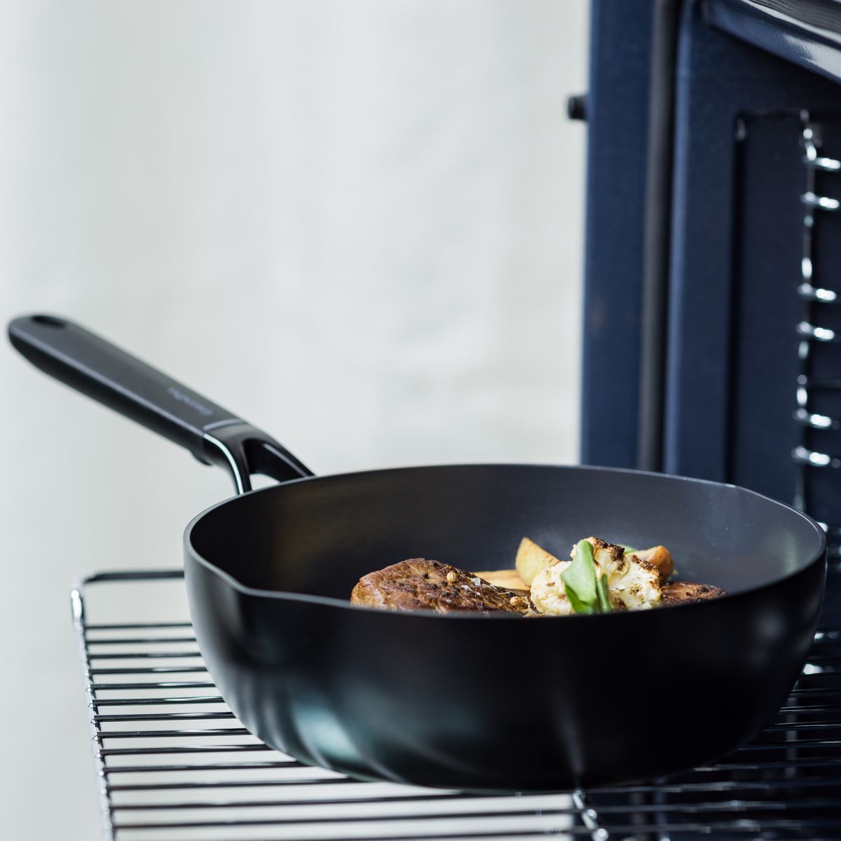 GreenPan Smartshape All-In-One Pot 24cm (2.9L)